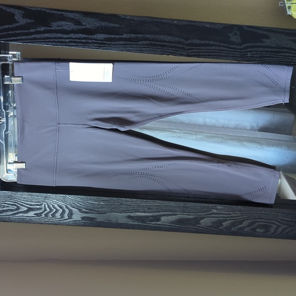 Athleta Elation Laser Cut Tight - Picture 3 of 6